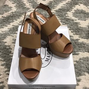Brand new in box Steve Madden wedges